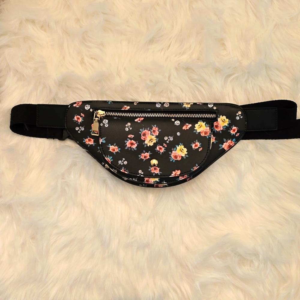 Floral Fannie Pack